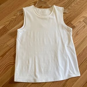 Dudley Stephens top size medium
